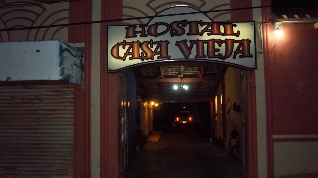 Hostal Casa Vieja Chiquimula Exterior photo